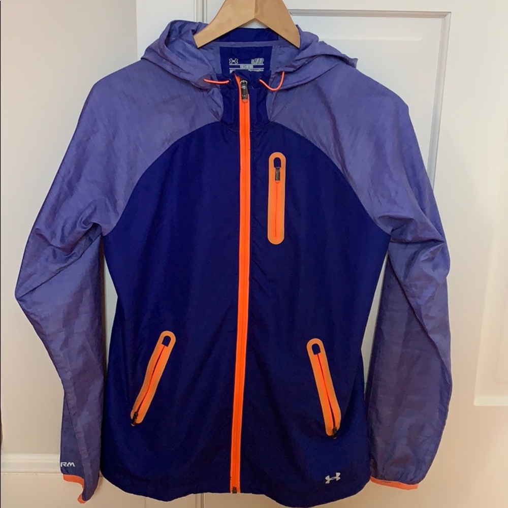 Under Armour water resistant jacket.  Like new!